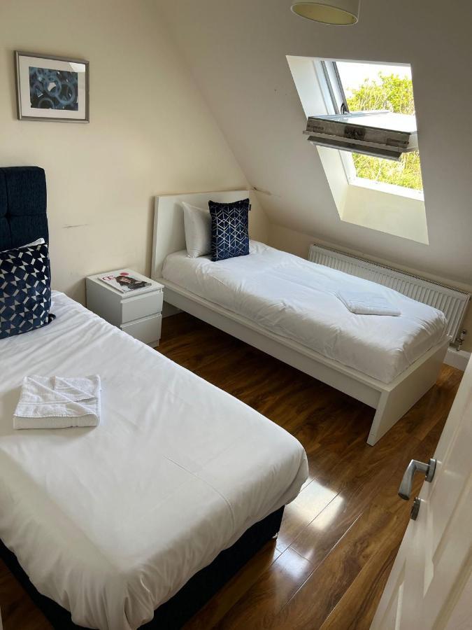 Rc Airport Rooms Stanwell Екстериор снимка