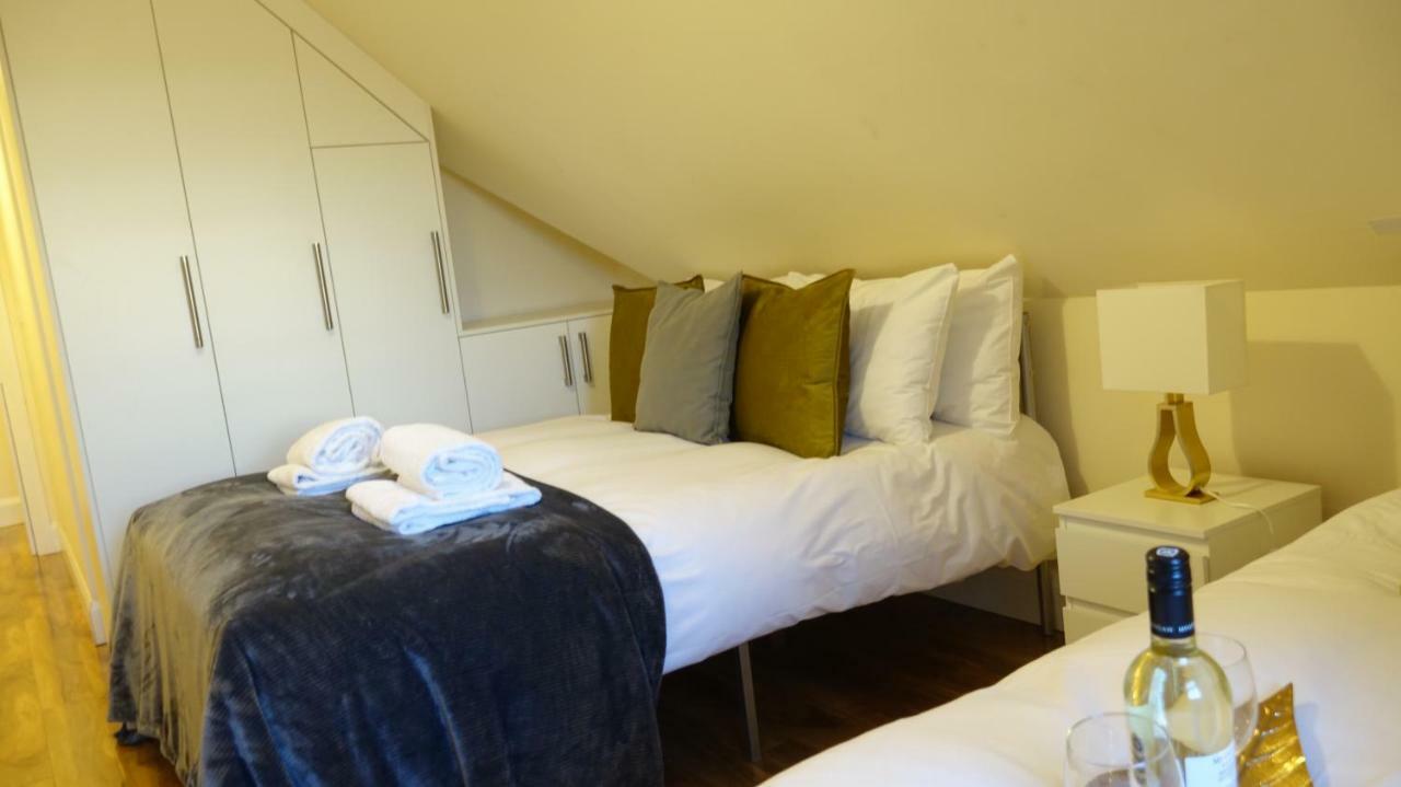 Rc Airport Rooms Stanwell Екстериор снимка